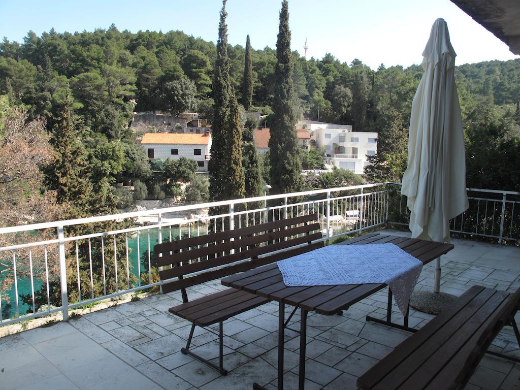 Apartments Zuvela Korcula Town Quarto foto